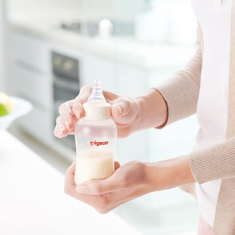 Pigeon Flexible Slim Neck Baby Bottle for 0+ Months Babies,