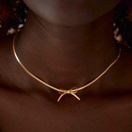 STORYJEWELLERY Gold Bow Necklace for Women, Dainty Snake Chain Choker, Short Ribbon Herringbone Necklace, Cute Coquette Jewelry