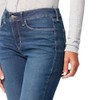 Levi Strauss Signature Gold Women's Curvy Totally Shaping Straight Jeans