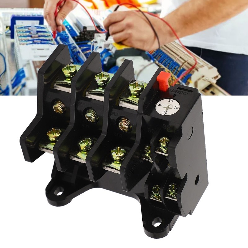AC400V 20‑32A Thermal Overload Relay Phase Failure Protection Temperature Compensation