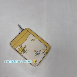 Coach NWT Coach Zip Card Case In Signature Canvas With Floral Print CAU44 Silver/Chalk