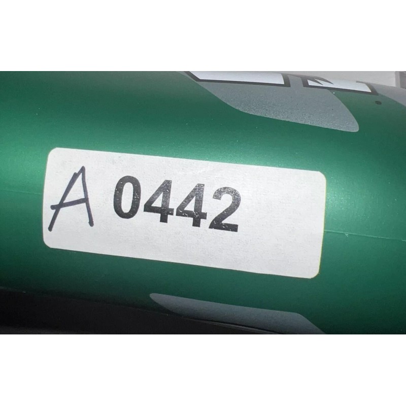 Gatorade Water Bottle 28oz Gatorskin Green Contour Style Squeeze Sports