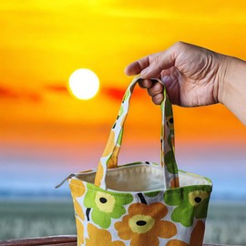 Zen&Tao NUTFORD Multifunctional Canvas Tote Bag Lunch Bag Outer with Beautifully Printed Canvas and Lined with White Cotton Canvas with Inner Pocket (C. Green and Orange Flowers)