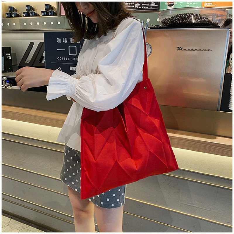 Maison de TAO Going Out Pleated Folding Lightweight Carrying Bag,