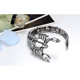 JewelryWe Stainless Steel Biker Men's Large Scorpion Link Bracelet Wristband 9 Inch Colour Silver (with Gift Bag)