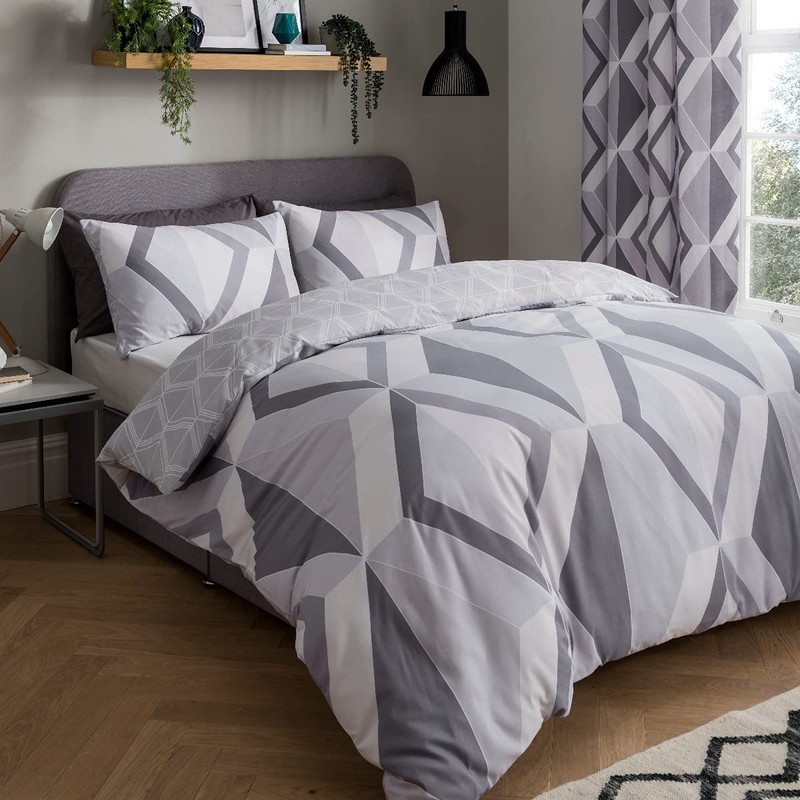 Sleepdown Large Diamond Geometric Grey Reversible Duvet Cover Quilt and