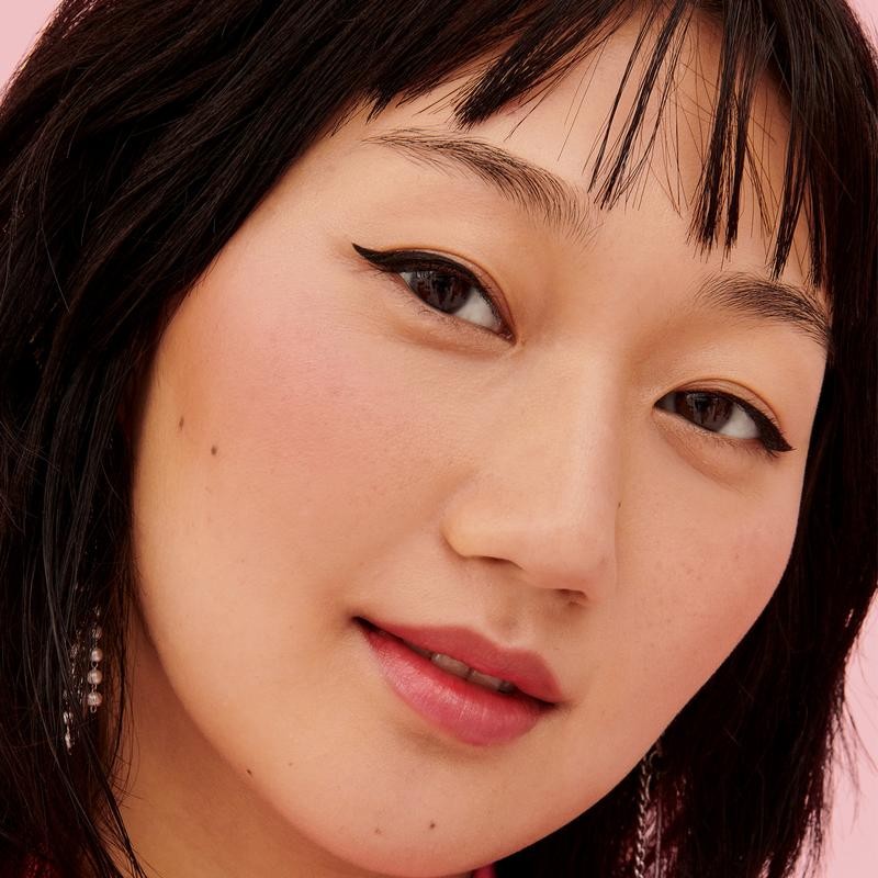 benefit cosmetics Boi-ing Bright On Brightening Under-eye Concealer Lightweight Makeup