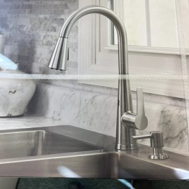 Allen + Roth Tolland 67798W-120802 Kitchen Faucet - Silver(new)
