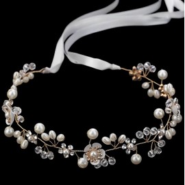 SAPOSTA Flower Girl Headpiece, Flower Girl Hair Accessory, Wedding Headband for Girls, Princess Crystal Pearl Hair Accessories for Birthday, Party, First Communion,Wedding (B#Gold, One Size)