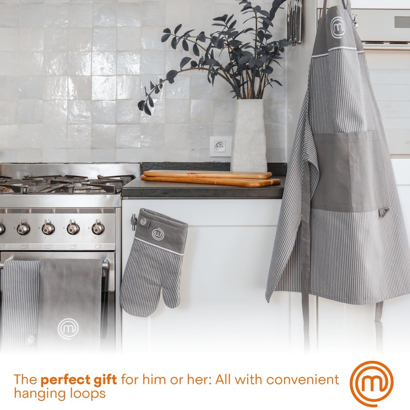 MasterChef Oven Mitts Heat Resistant, Set of 2 Baking Gloves,