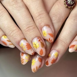 LOPMNGHT 24Pcs Press on Nails Short Almond Shaped Maple Leaves False Nails with Leaves Design Full Cover Glossy Acrylic Nails Reusable Glue on Nails for Women Thanksgiving Nail Decoration