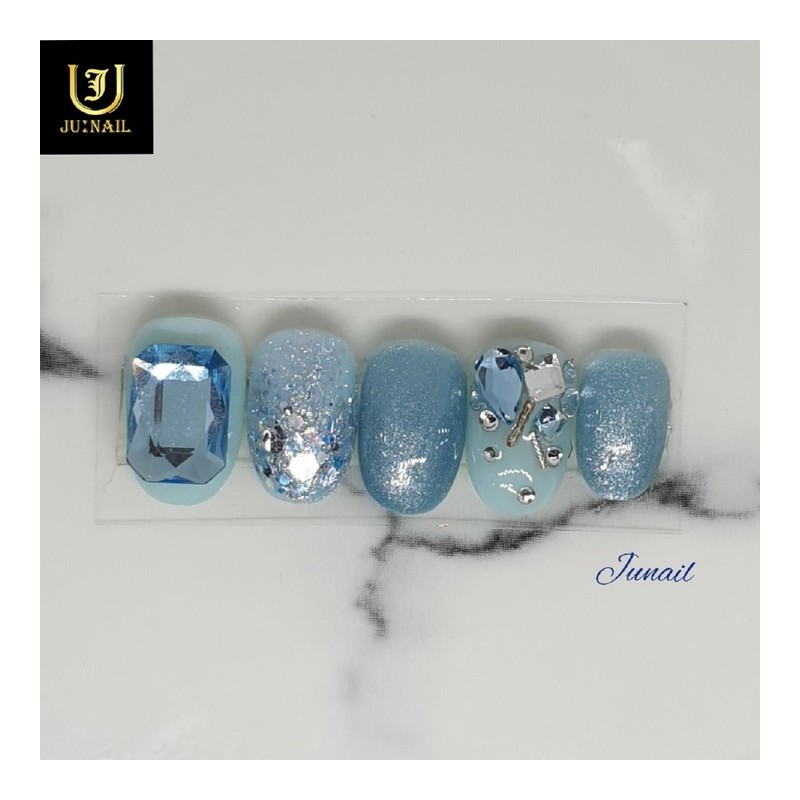 Topaz Blue Handmade Nail Tips - Short Almond / 토파즈블루