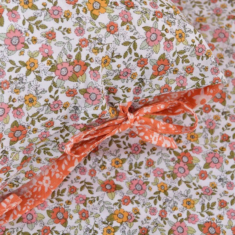 Sleepdown Ditsy Flowers Bedding Set, Pillowcase with Ribbons, Orange/White, 135