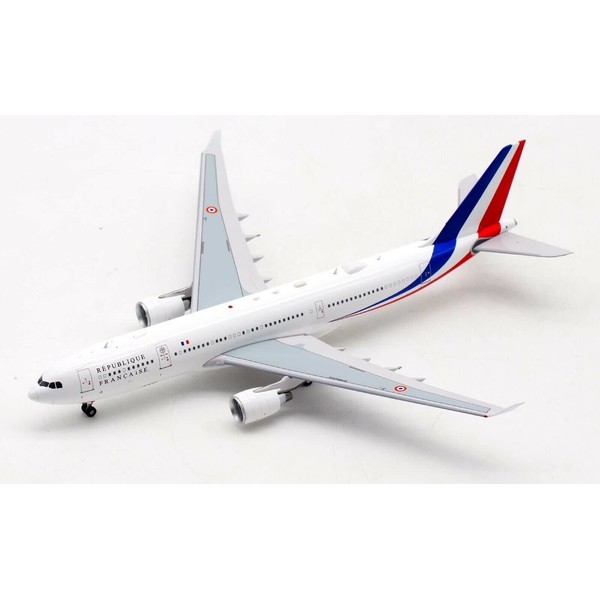 BUY GONE WORLD AV4332FAF - FRENCH AIR FORCE, REG: F-RARF WITH STAND