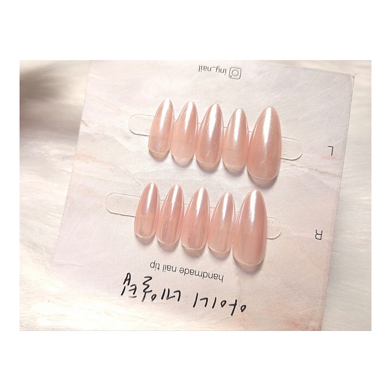 [In-store special discount] Light pink glazed donut nails with a