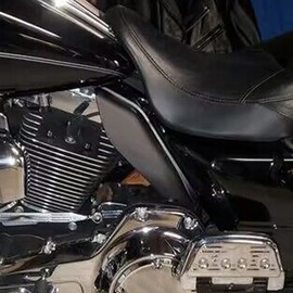 HDBUBALUS Motorcycle Mid Frame Air Deflector Heat Shields Deflector Fit for Harley Touring and Trike FLTR FLHT FLHX FLHTKL 2009-2016 Gloss Black
