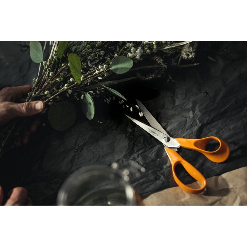 Fiskars Universal Scissors For Right Handed Users, Total Length: 21