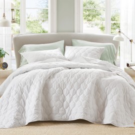Comfort Spaces King Quilt Set Modern Reversible Ogee Coverlet King Bedding Set Cozy Quilted Winter Layer, All Season Lightweight Soft King Size Quilt, Kienna, King/Cal King White Ogee 3 Piece