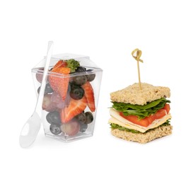 Clear Plastic 5 Oz Dessert Cups with Lids, Spoons & Bamboo Picks, Set of 50