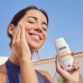 Isdin ERYFOTONICA Emulsión ultraligera de amplio espectro SPF 50