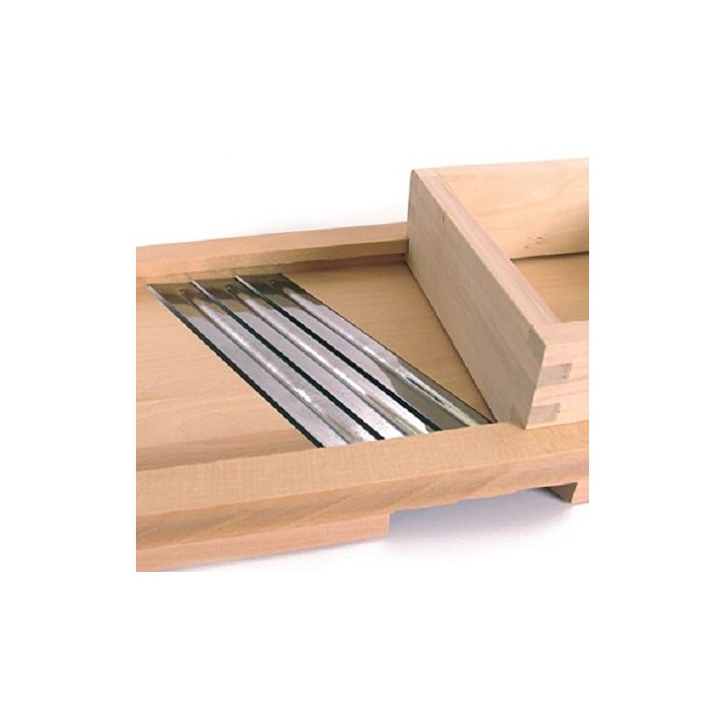 K&K Keramik Compact Size Beech Wood Cabbage Shredder PLUS Beech