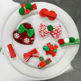 Christmas Hair Clips 10Pcs Cute Hair Barrettes Bow Heart Santa Hat Small Hair Clip Kawaii Xmas Hair Accessories Snowflake Hair Pins Non Slip Alligator Hairpins for New Year Party Hair Decorations