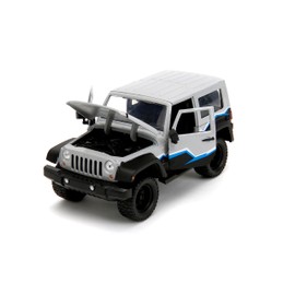 Just Trucks 1:24 2007 Jeep Wrangler Die-Cast Truck w/Tire Rack, Toys for Kids and Adults(Grey/Primer Black)