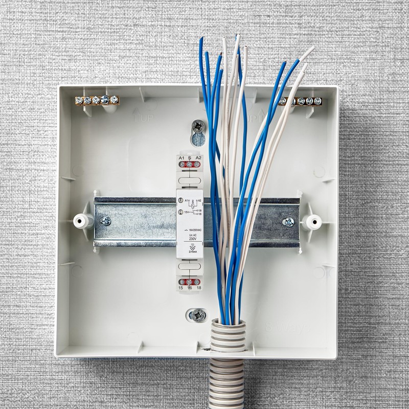 Miratic Bistabil 230 Installation Contactor (230 VAC, 16A)