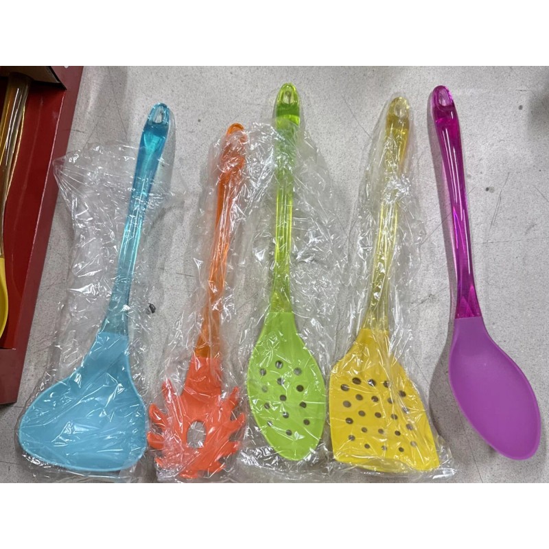 Homemaker 5 Piece Utensil Set
