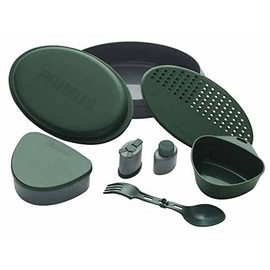 Primus Dinnerware Set 8-Piece Plastic