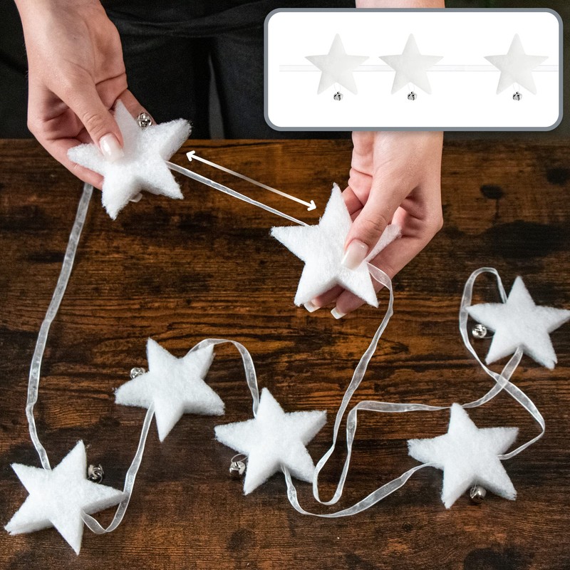 com-four® Star Decorative Garland with Bells - Winter Wall Hanging