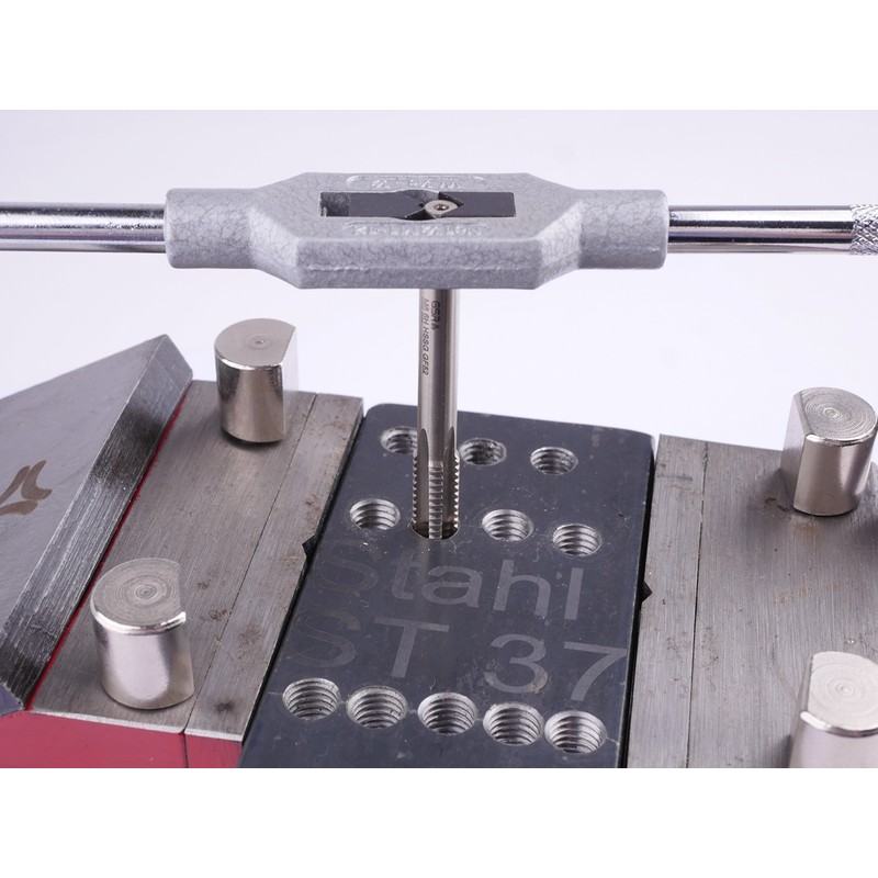 Threading die set from GSR 00706020, 21&nbsp;pieces, 25&nbsp;x 9&nbsp;M3-M12&nbsp;