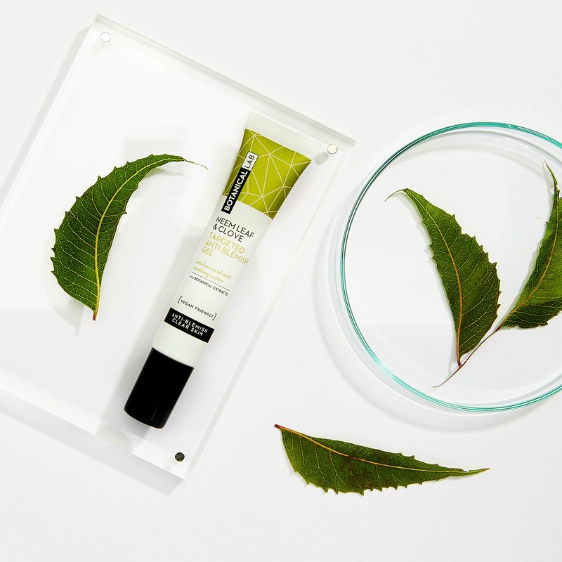 Botanical Lab Neem Leaf & Clove Blemish Treatment Gel 20ml