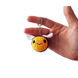 Glsm Boutique Bumblebee Cute Keychain, Crochet Handmade Animal Key Chain Accessories, Car Keys Handbag Bag Purse Keychains Pendant Holder Hanging Accessories, Bag Ornament. (Keychain)