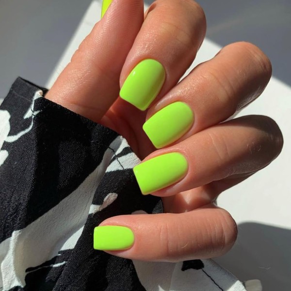 Fluorescent Green Press on Nails Short Square,Xcreando Acrylic Nails Fake