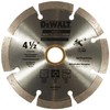 DEWALT DW47452HP Disco Diamantado Segmentado 4-1/2 x 7/8 x 5/8