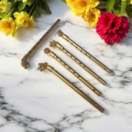 Garden Of Arts Handmade with latkan on edge of Bansuri Flute figurine toy showpiece for Kanhaji Ladoo gopal in Multi colour Set of 5 Metal 2.5 Inches long ideal for every size