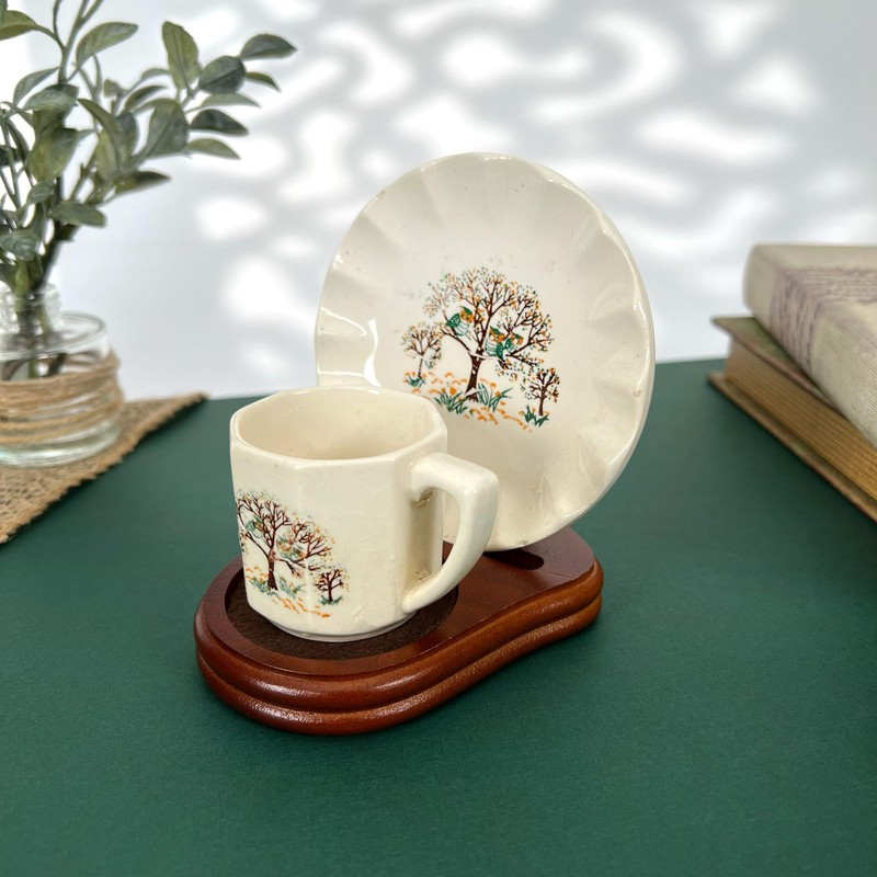 Bard's Demi-Tasse Walnut MDF Cup and Saucer Stand, 3.5" H