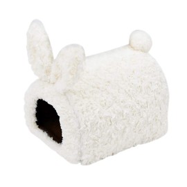 Minimal Land for Rabbit Warm Usafuwa House