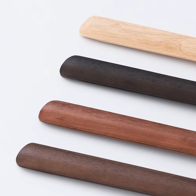 21.65-Inch Long Handle Wooden Shoehorn for Easy Shoe Wearing –