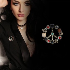 WCRAZYE Peace Sign Brooch Pin for Men Women Antique Crystal Rhinestone Classic Love Peace Symbol Dance Banquet Lapel Pins Hippie Party Dress Suit Bouquet Ceremony Accessories Decor (Gold Peace Sign)