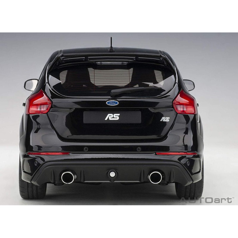 AUTOart 1/18 Ford Focus RS Black Assembled