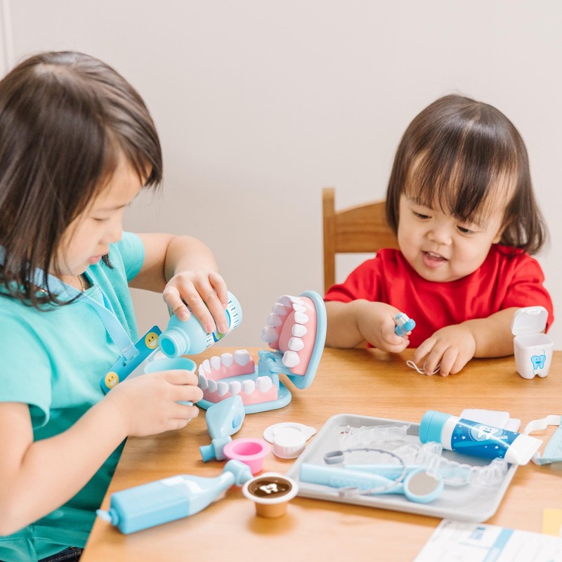 Melissa & Doug Super Smile Dentist Kit With Pretend Play