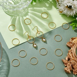 UNICRAFTALE Pack of 30 Golden Connecting Rings Stainless Steel Connecting Rings 20 mm Round Rings Hollow Ring Frame Connector Metal Jewellery Connector for DIY Jewellery Making