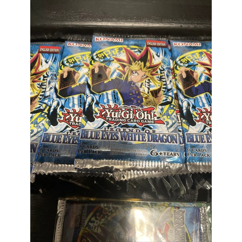 Yu-Gi-Oh Legend of Blue Eyes White Dragon Booster Pack 2017