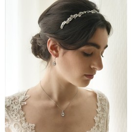 A+O Mother of the bride Gift Drop Earrings and Necklace set in Silver