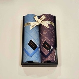 Daks 대구백화점 닥스남녀2매 수빈사 손수건 세트(DT306번) Daegu Department Store Daks Men's and Women's 2-Piece Subinsa Handkerchief Set (Model DT306)