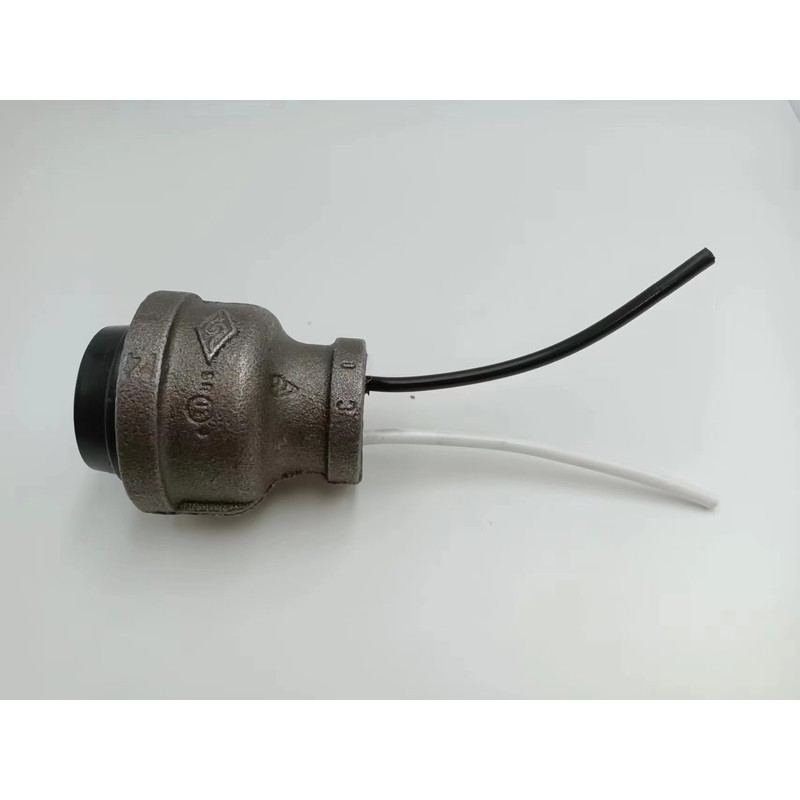Generic Iron Pipe Lamp Socket That fits 1/2-1-1/4 inch Iron