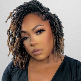 ToyoTress Butterfly Locs Crochet Hair - 8 Inch 8 Pcs Ombre Blonde Faux Locs Short Bob Pre-twisted Distressed Crochet Braids Pre-looped Synthetic Braiding Hair Extensions (8 Inch, T27-8P)