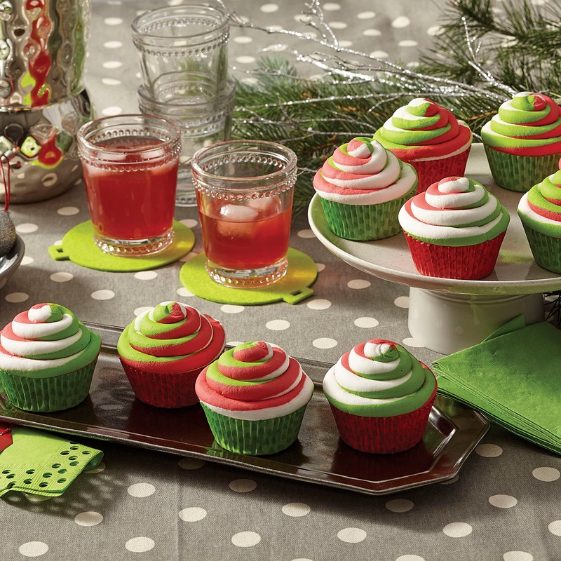 Wilton Standard Cupcake Liner Baking Cups, 300 Count, Seasonal